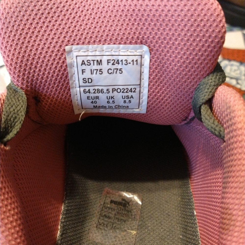 Steel toe shoes - Picture 4 of 4